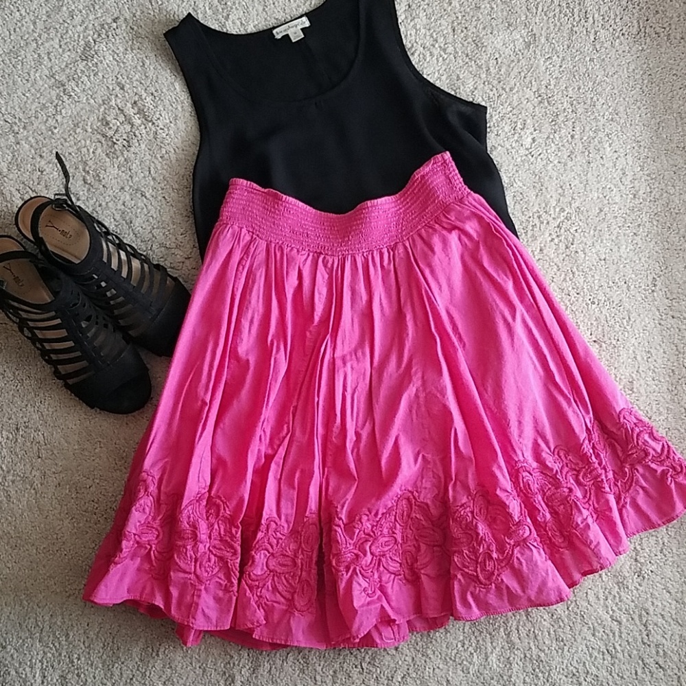 Banana Republic ruffle skirt